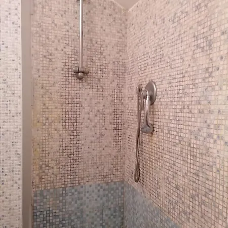 Апартаменты Pied-a-terre Scalise Венария-Реале