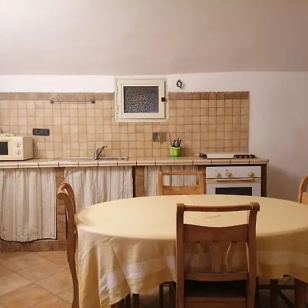 Pied-a-terre Scalise * Венария-Реале
